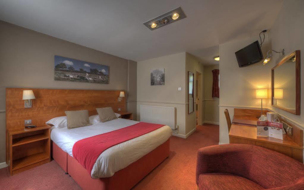 Charnwood Arms Hotell Coalville Eksteriør bilde