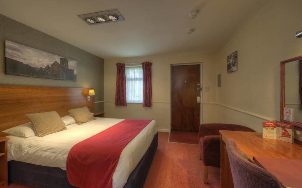 Charnwood Arms Hotell Coalville Eksteriør bilde
